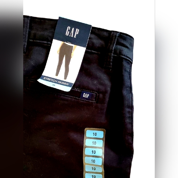 NWT Gap Stretch Skinny Jeans Size 10 black , button / zip close , pockets - Picture 3 of 5